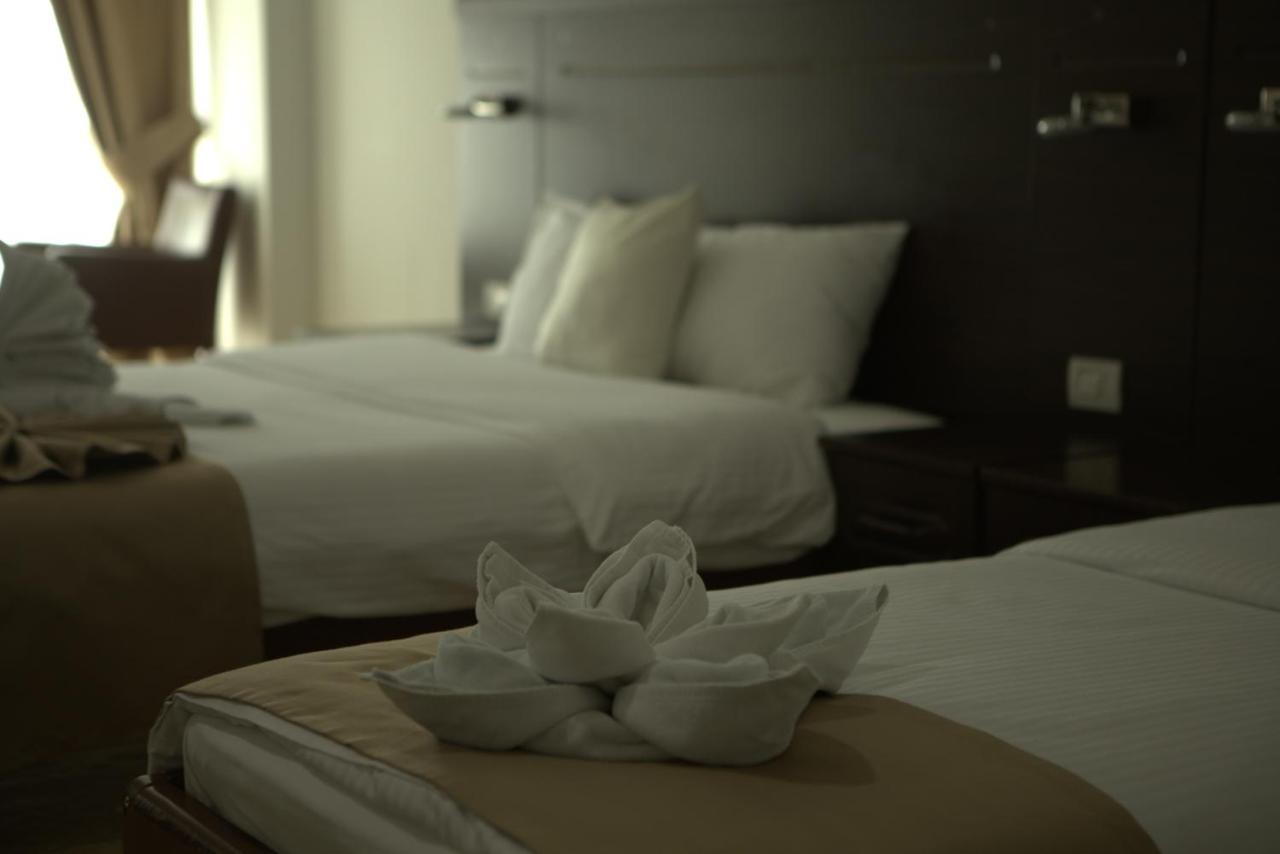 Arabella Hotel Kičevo Zewnętrze zdjęcie