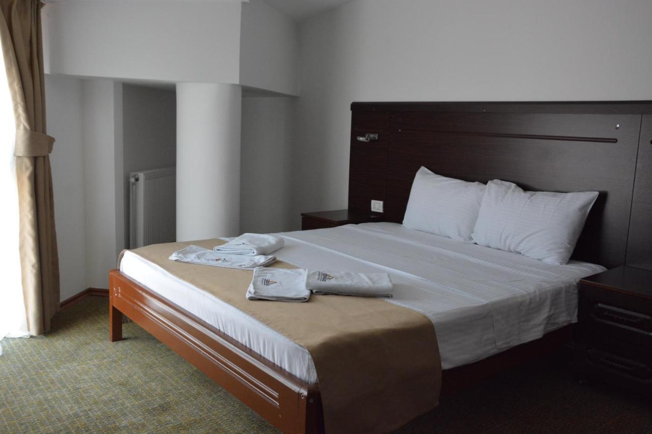 Arabella Hotel Kičevo Zewnętrze zdjęcie