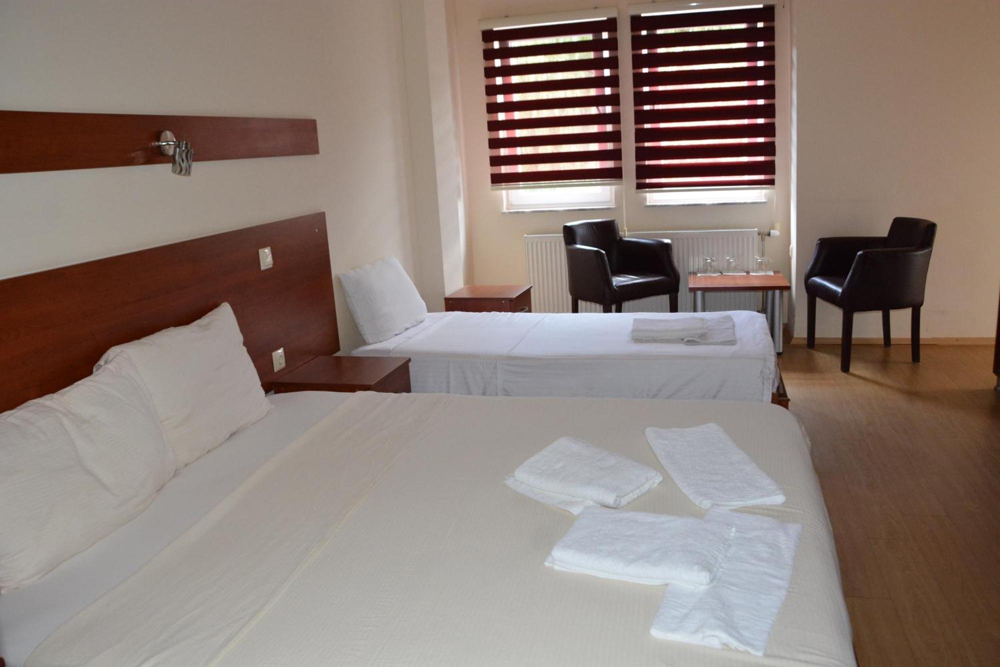 Arabella Hotel Kičevo Zewnętrze zdjęcie